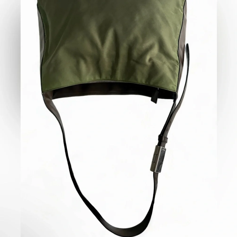 PRADA Vintage Tessuto Nylon Hobo Bag Olive Green Leather Trim B7816 Y2K - Picture 11 of 15